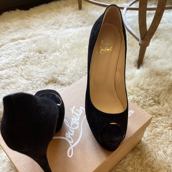 Louboutin heels - Picture 4 of 6